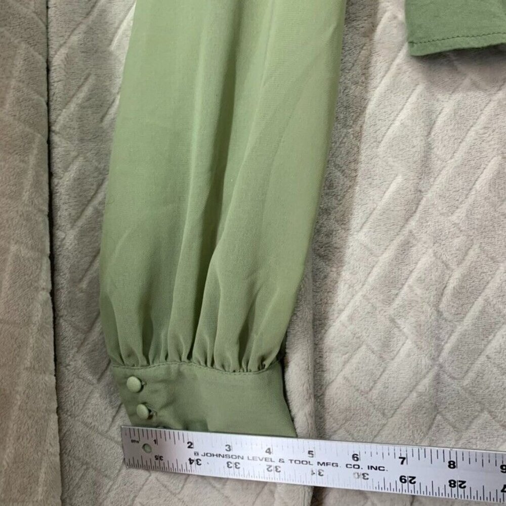 Urban Outfitters Womans Medium Crop Top Green Long Sheer Sleeve Smocked Back - Picture 11 of 16